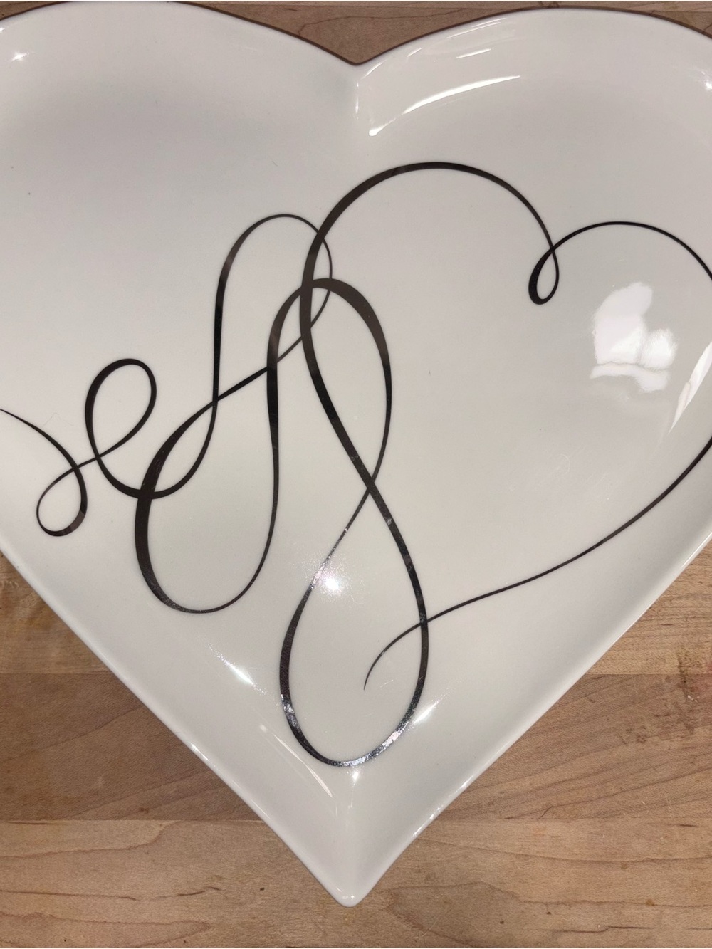 Mikasa Love Story heart platter